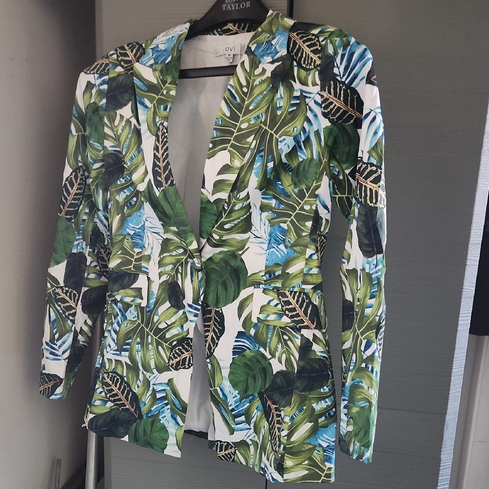Ovi Leaf Print Blazer